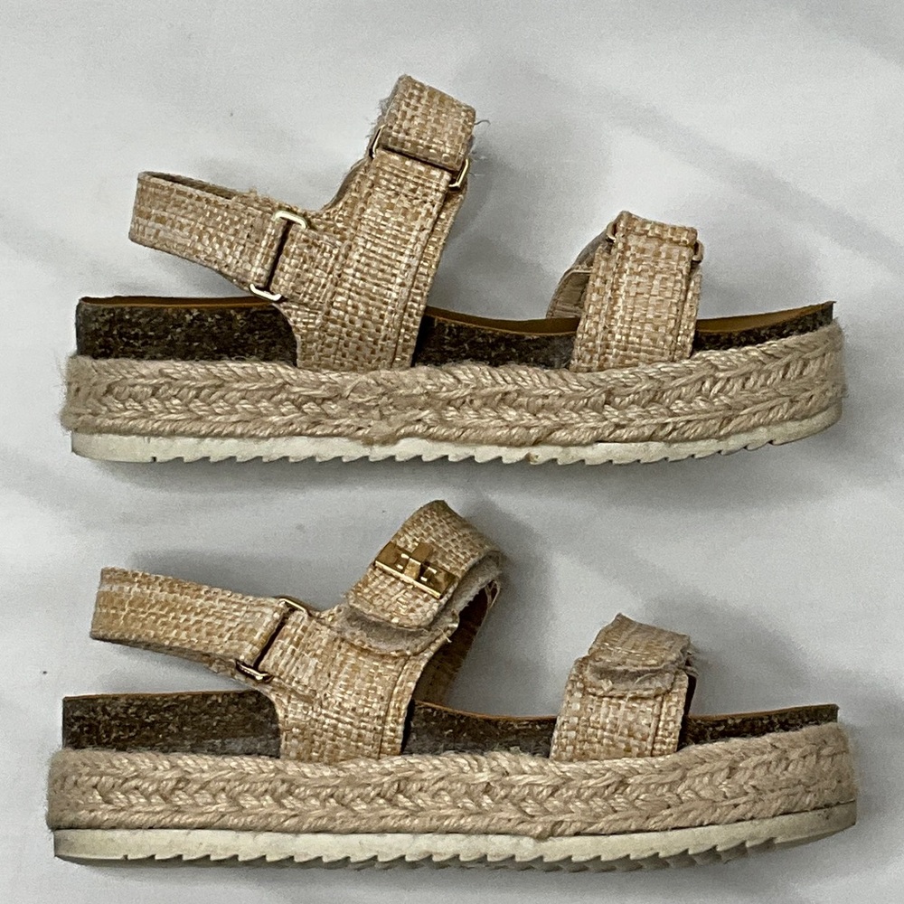 Steve Madden Tan Neutral Velcro Strap Kids Sandals Girls Size 1